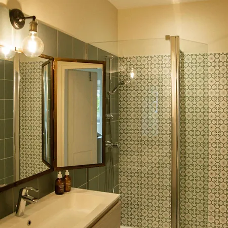 Le Clos De לינה וארוחת בוקר